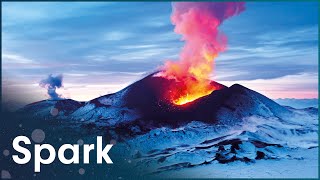 Man Captures Icelandic Volcanic Eruption Up Close [upl. by Eissen]