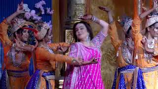 Nita Ambanis Dance on Krishna Bhajan at AkashShloka Wedding [upl. by Carlick]