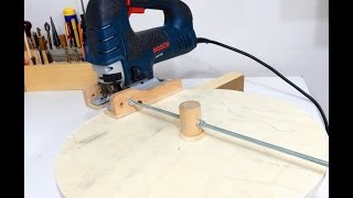 Jigsaw Circle Cutting Jig [upl. by Anyak873]